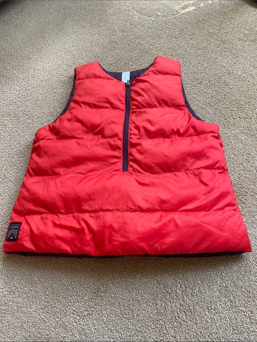 Oiselle Red and Purple Quilted Puffer Vest with Half-Zip; size XS